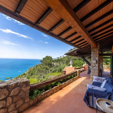 فيلة A Cala Piccola