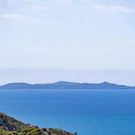 A Cala Piccola فيلة مونتي أرجينتاريو